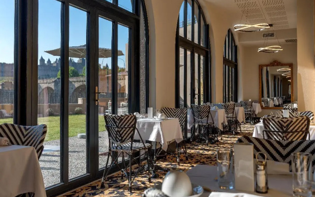 SOWELL COLLECTION Hôtel du Roi & SPA