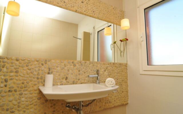 HomeHolidaysRentals Moai - Costa Barcelona