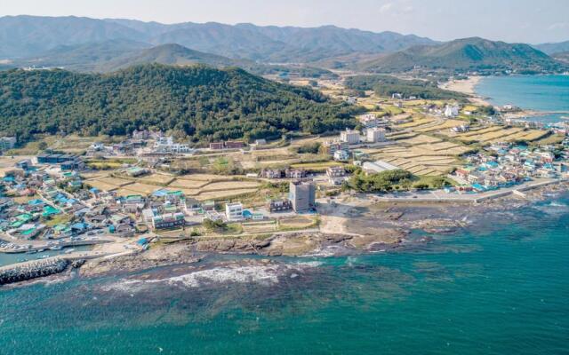 Song-la Haesong Pension