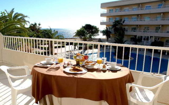 Apartamentos Palmera Beach