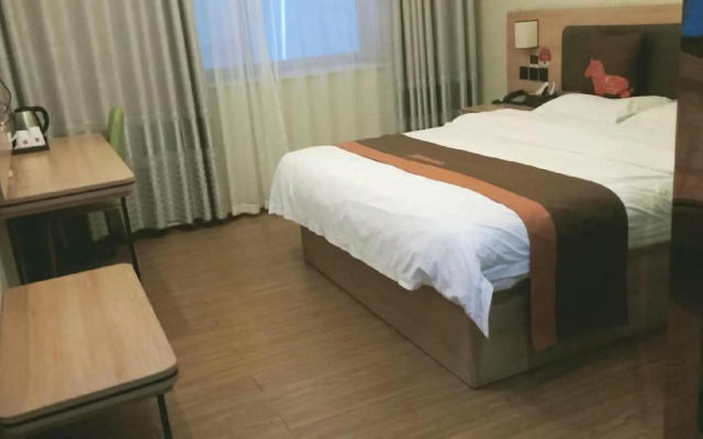 Junyi Apartment Hotel (Wei County Mingshui Road)