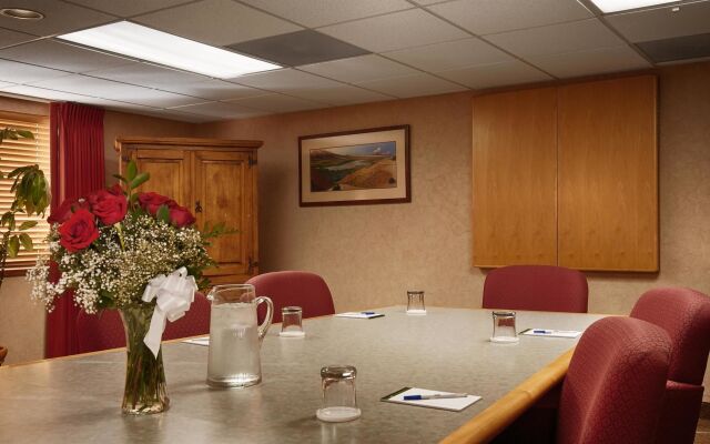 Best Western Plus Tempe by the Mall