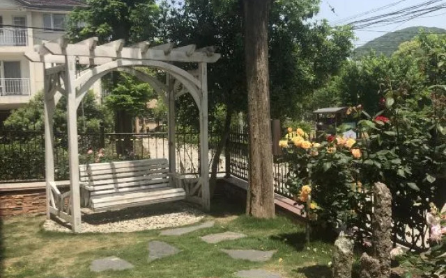 Wuxi Leisure Primary Color Inn