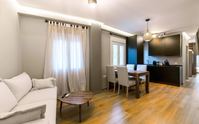 ApartSuites Triana Cariñanos