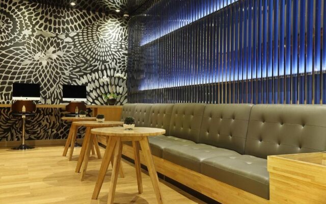 AI Hotel Jakarta Thamrin