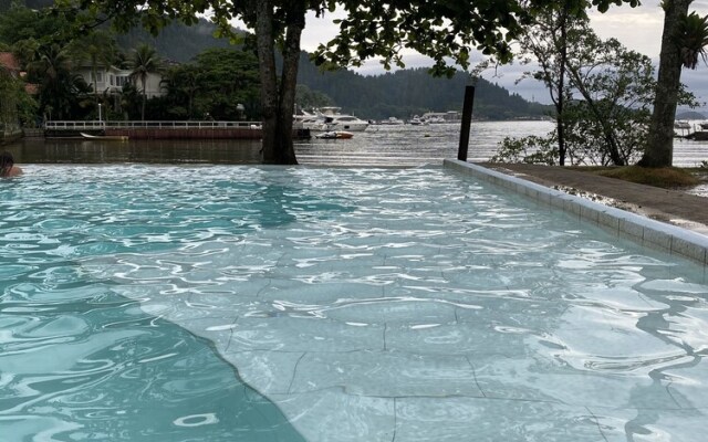 Beckers Suítes Angra