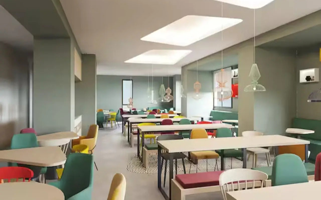 Hampton By Hilton Malaga Martiricos