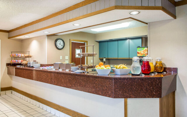 Howard Johnson by Wyndham Merrillville