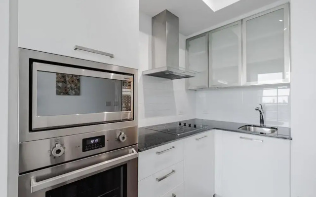 Premier Financial District Suites
