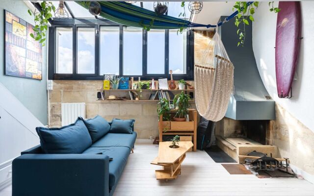 Surf Cocoon With Rooftop