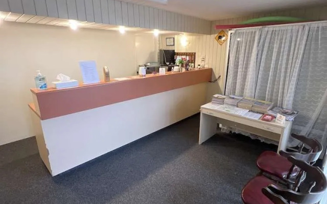 Overlander Motor Lodge