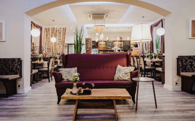 Hotel & Restaurant Hessischer Hof