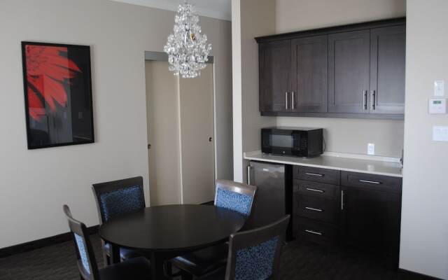 Days Inn and Suites Lindsay