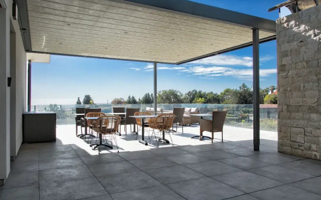 Villa Rita Pool & Spa