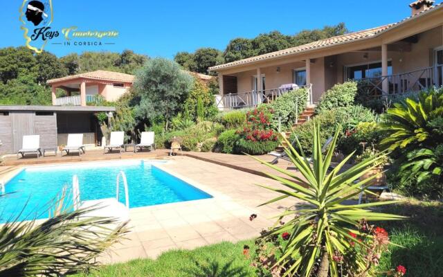 Villa 125m2 6/8 pers Trinité de Porto Vecchio Piscine