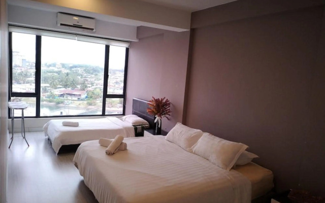 Marina Travellers Suite SKY Karamunsing