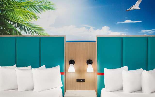 La Copa Inn Beach Hotel