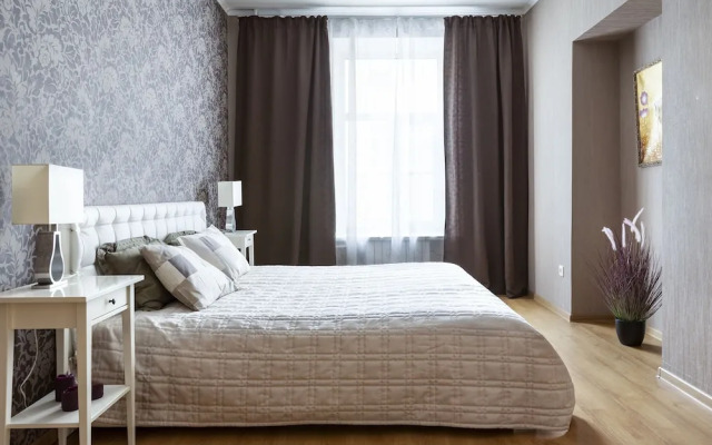 Home4day Центральные апартаменты на Невском проспекте