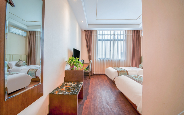 Xi'an Junyue Hot Spring Business Hotel