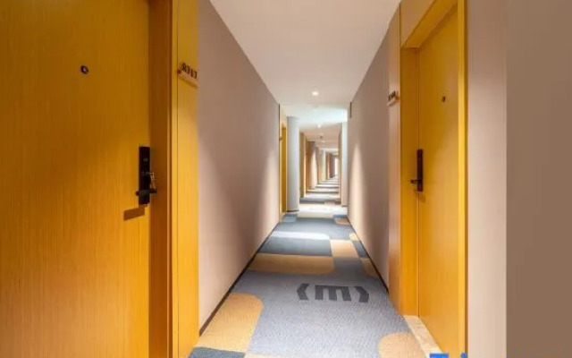 Yilong Anyun Hotel (Shanghai Jiading Yongjing Road Branch)