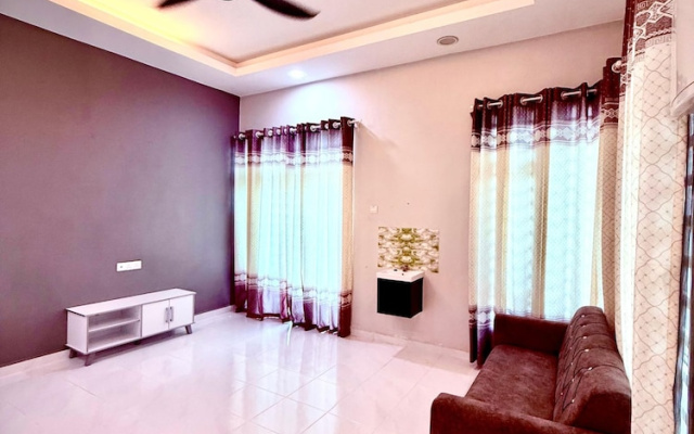 Homestay Selesa KKT Guesthouse
