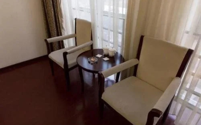 Tianjin Yuetan Business Hotel