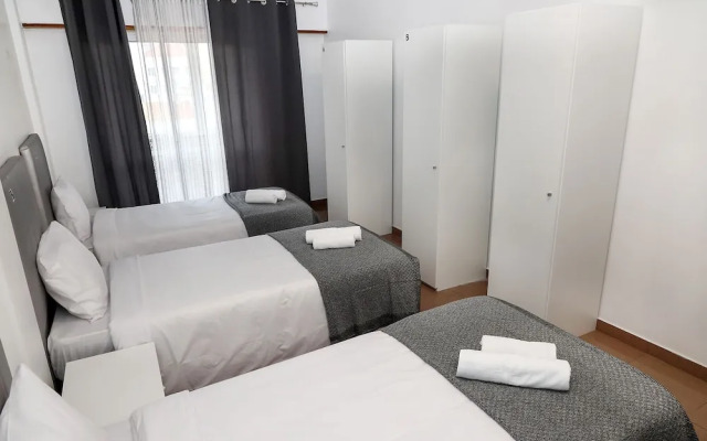 Lisbon Home Host - Hostel