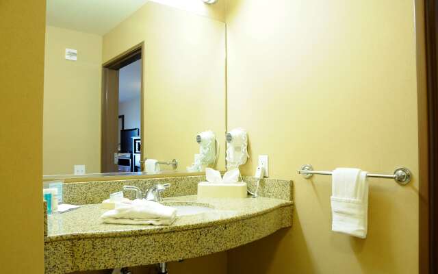Hampton Inn & Suites Red Bluff