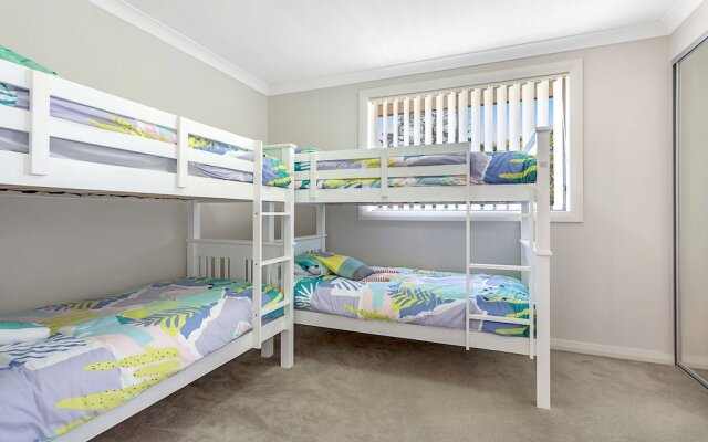 'Tween Bays', Ocean Beach Road, 3/39