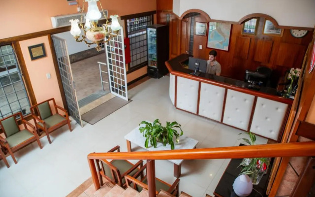 Italian Palace Hotel