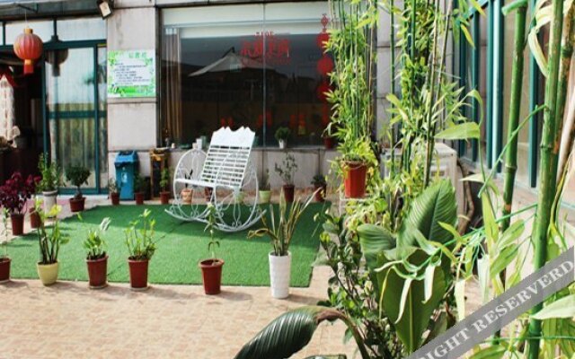 Yanhai Star Holiday Inn
