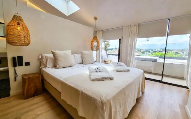 S´Estancia Suites