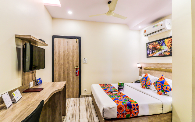 FabHotel Aksa International