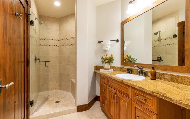 Ski Hill Road 2 - Twin Chutes