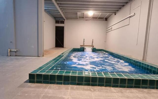 Jma Ferringhi Beach Hotel