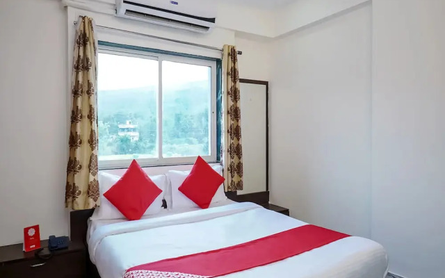 OYO 22558 Hotel Karan International