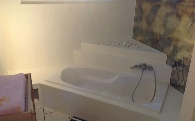 Elegant Mansion in Sint-Katelijne-Waver with Garden
