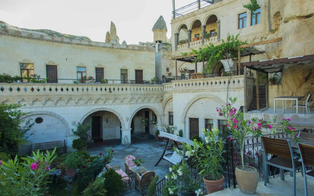 Roma Cave Suite Hotel