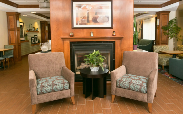 Hampton Inn Hadley-Amherst Area