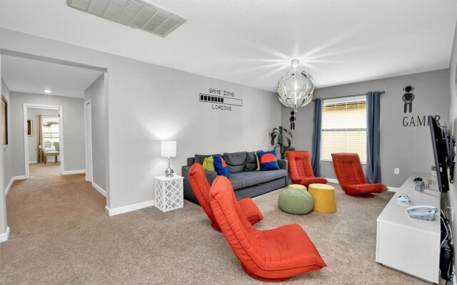 5421 Solterra Circle