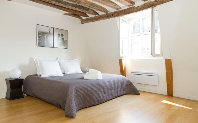 Saint Germain - Mabillon Apartment