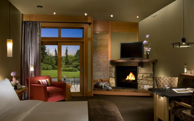 Willows Lodge
