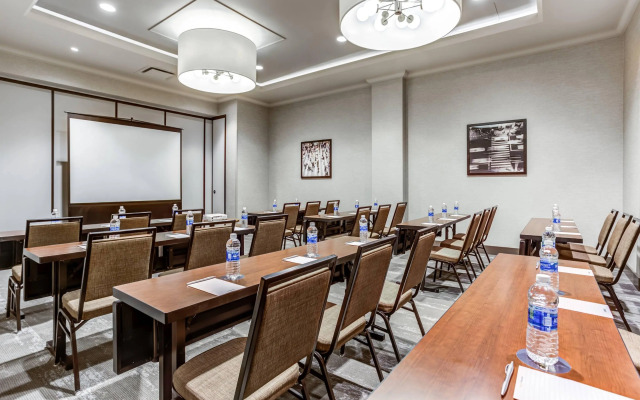 Cambria Hotel Chicago Loop - Theatre District