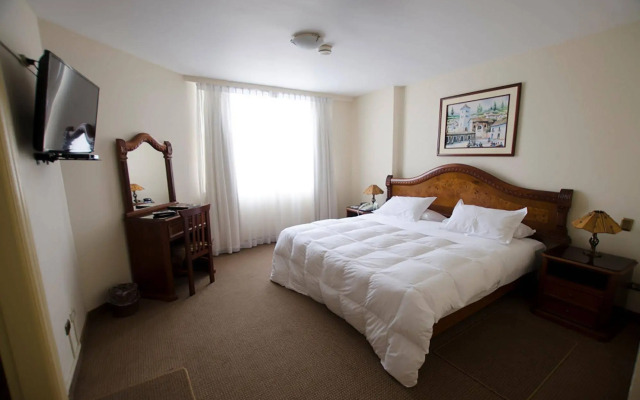 Miraflores Colon Hotel