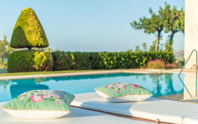 Villa Iris Luxury House