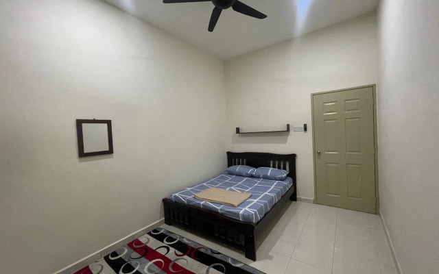 Nazirin Homestay Manjung Venice