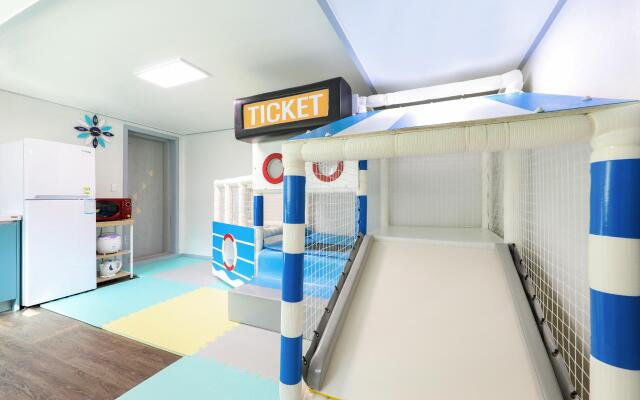 Gapyeong Ghainn Kids Poolvilla