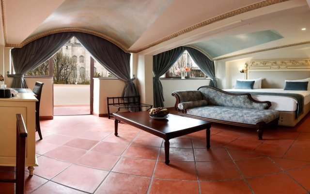 Sultanahmet Palace Hotel