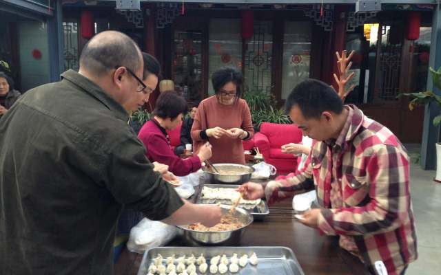 Old Beijing Square Hotel