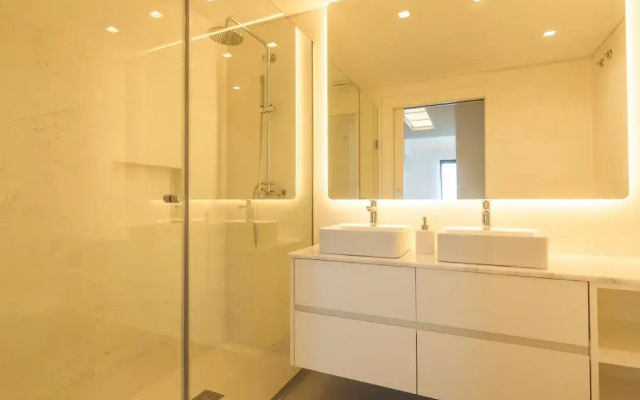 Glamorous Apartment Funchal by Atlantic Holiday